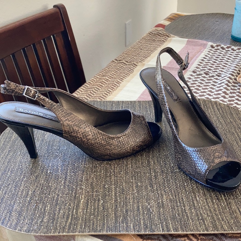 Heels, brown animal print